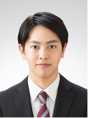就活用証明写真
